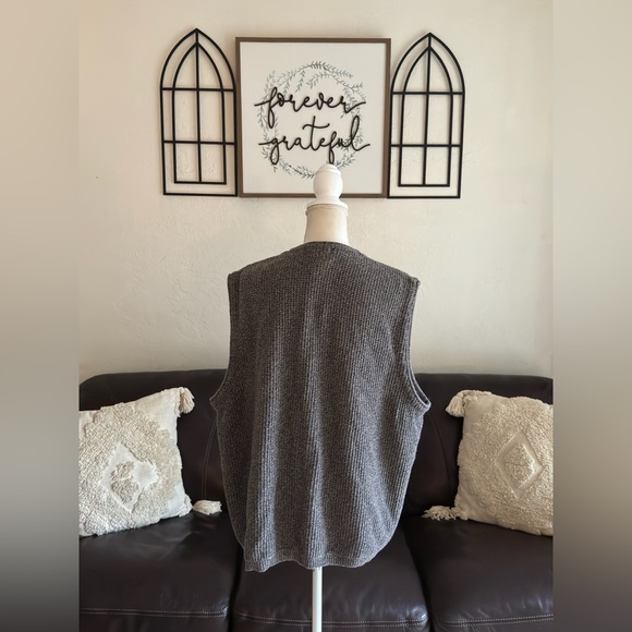 Eddie Bauer Gray 100% Cotton Button Up Vest Size XL Tall Classic Casual Retro - Picture 3 of 11